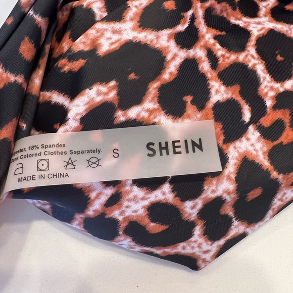 SHEIN Leopard Bandeau Bikini Top - Picture 3 of 3